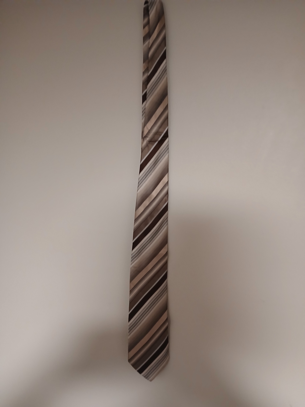 Van Heusen Men’s Striped Brown Silk Tie - Picture 3 of 3